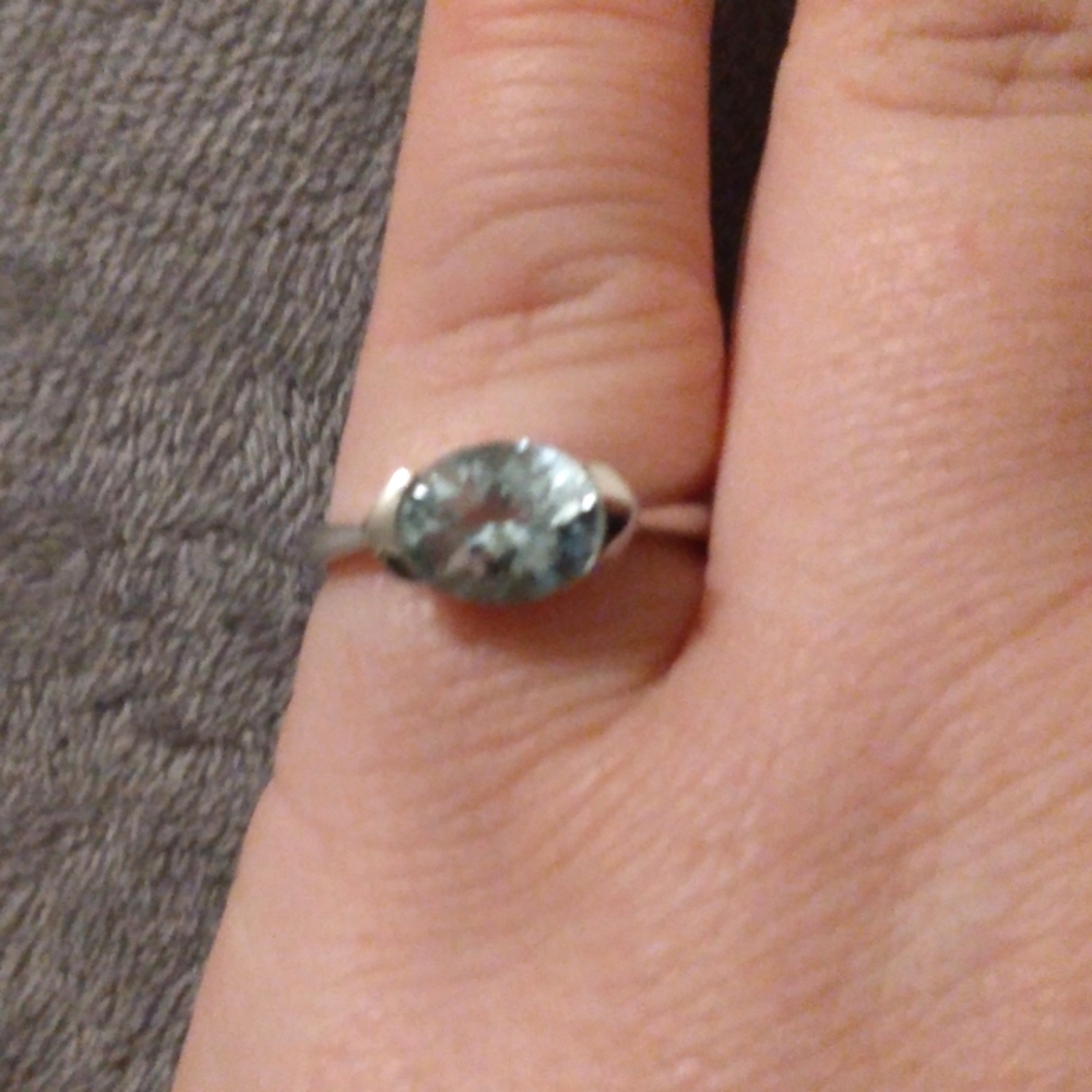 BH 14k white gold Ring with icy Blue Gemstone 7.5